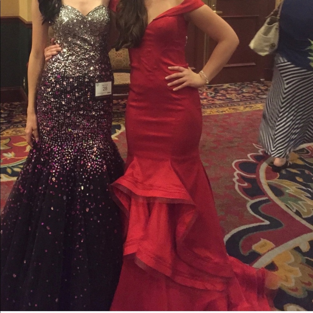 Prom/pageant dress